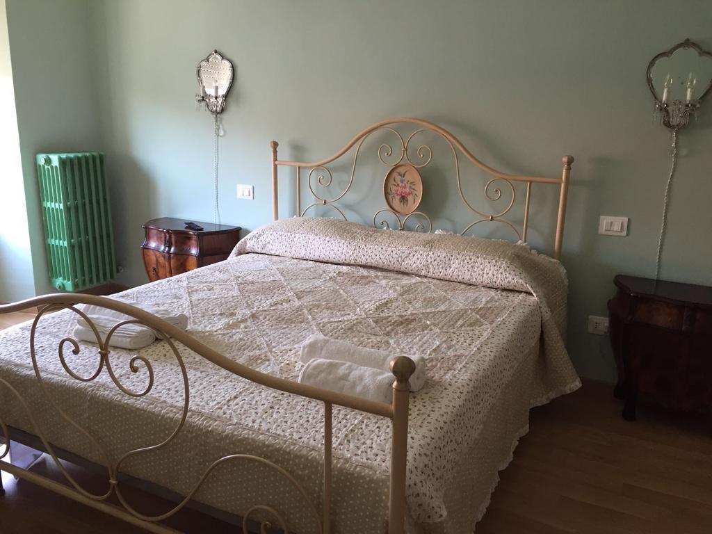 Affittacamere Del Viaggiatore Анкона Экстерьер фото